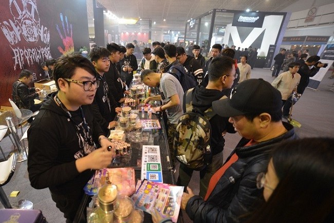 法國巴黎電子煙展覽會Vapexpo(www.txdg.net.cn)